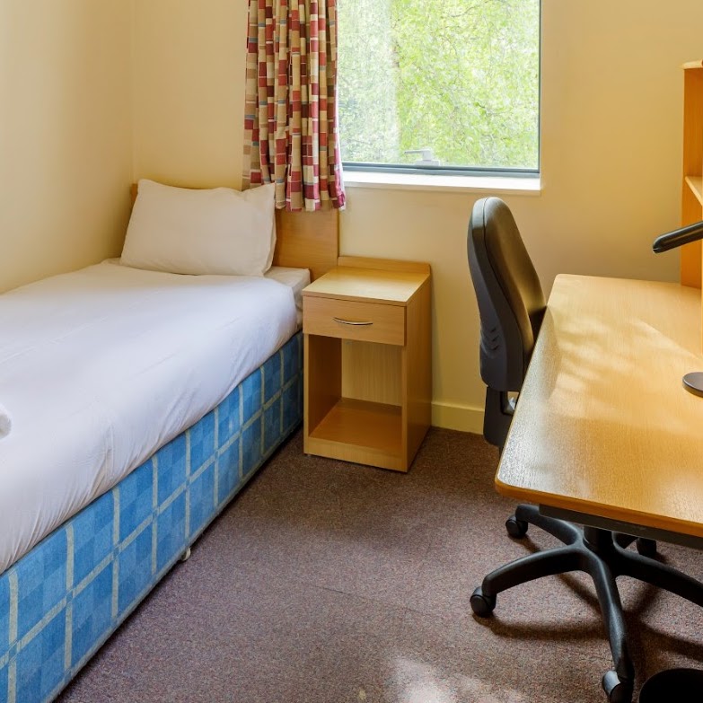 Private single bedroom